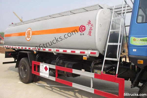 Dongfeng 153 series 190hp 4X2(6 wheels) chemical liquid transport truck (Chusheng brand) Cab (1) | 86Trucks