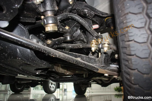 Zhengzhou Nissan Dongfeng Ruichi Luxury Edition 2011 Model 2WD 3.0L Diesel Double Cab Pickup Chassis (6) | 86Trucks