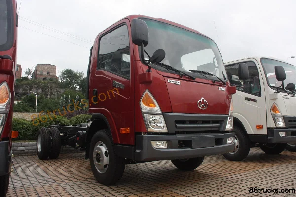 Changan Kuayue Kuayuezhe 102 hp 4X2(6 wheels) 3250 Wheelbase Single Row Light Truck Chassis Exterior (3) | 86Trucks