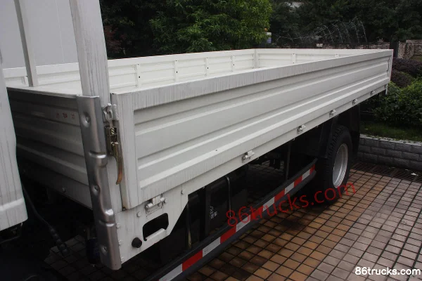 Changan Kuayue Kuayuezhe 102 ch 4X2(6 roues) Camion léger plateau 4,2 m cabine simple Châssis (3) | 86Trucks