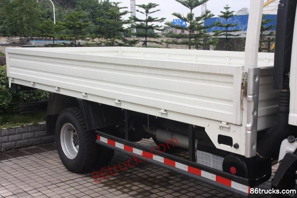 Changan Kuayue Kuayuezhe 102 ch 4X2(6 roues) Camion léger plateau 4,2 m cabine simple Châssis (2) | 86Trucks