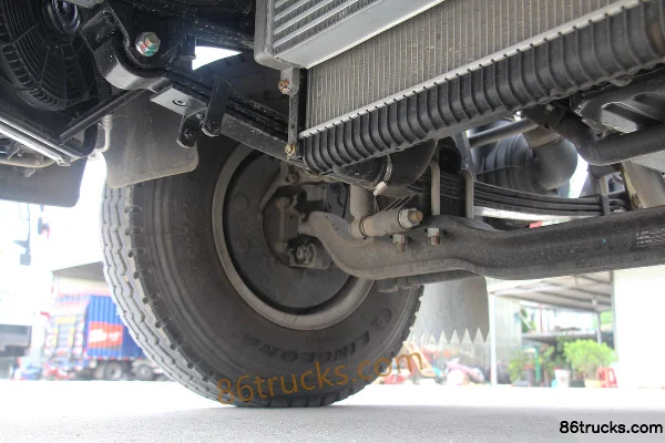 Sinotruk HOWO Hanjiang 2019 Tech Edition 156hp 4X2(6 wheels) 4.15m single-row van light truck Chassis (2) | 86Trucks