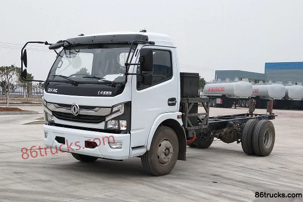 Chengli New Energy 4X2(6 wheels) Pure Electric Water Sprinkler Truck (Chengli Brand) Exterior