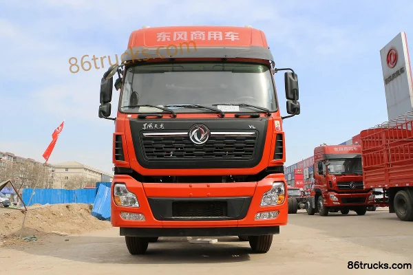 Dongfeng Commercial Vehicle Tianlong VL 292 hp 8X4(12 wheels) Oil Tanker Truck (Xingshi Brand) Exterior