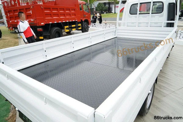 Dongfeng T5 1.6L 105 ch 4X2(6 roues) CNG 3,7 m camion plateau simple cabine (China VI) Carrosserie (2) | 86Trucks