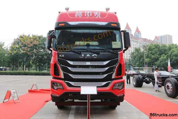 JAC Gallop K5X camion porteur lourd 290 ch 6X2(8 roues) 7,8 m plateau ridelles Extérieur (2) | 86Trucks