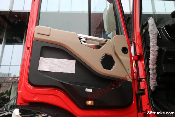 JAC Gallop K5X camion porteur lourd 290 ch 6X2(8 roues) 7,8 m plateau ridelles Cabine (2) | 86Trucks