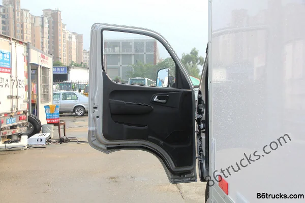 Foton Xiangling M2 1.5L Étoile logistique 116 ch 4X2(6 roues) 3,7 m camion frigorifique (China VI) Cabine (1) | 86Trucks