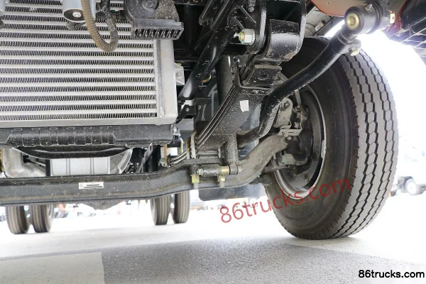 Foton Times Leading High-End Version 143hp 4X2(6 wheels) 3.8m Double-row Stake Truck Chassis (3) | 86Trucks