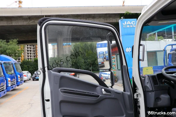 JAC Shuailing Q3 120 ch 4X2(6 roues) 4,015 m camion frigorifique, cabine simple (2) | 86Trucks