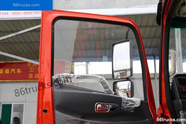 Sinotruk Haoman H5 Medium Truck 220hp 4X2(6 wheels) 6.75m stake cargo truck Cab (2) | 86Trucks