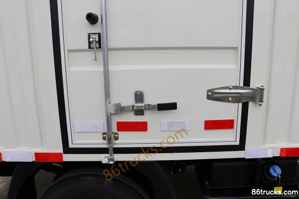 Foton Forland Small Card Star 90hp 4X2(6 wheels) 3.8m single-row van micro truck Body (1) | 86Trucks