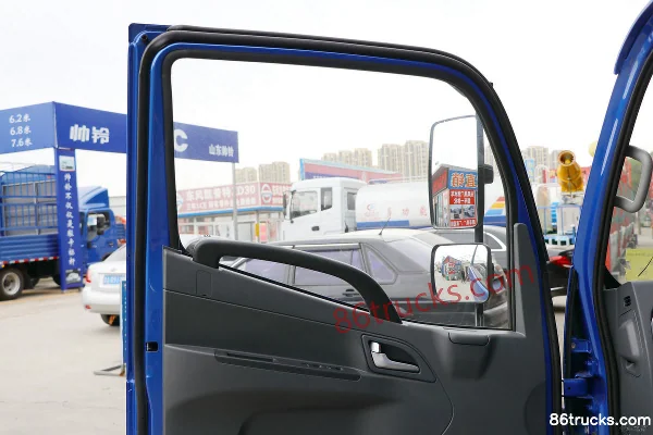 JAC Shuailing E Medium Body 132hp 4X2(6 wheels) 4.22m Single Row Flatbed Light Truck Cab (2) | 86Trucks