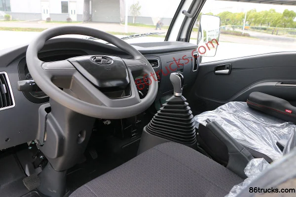 Yuejin Fuxing S70 1.5L 113hp 4X2(6 wheels) Gasoline 3.65m Single Row Flatbed Mini Truck (China VI) Cab (2) | 86Trucks