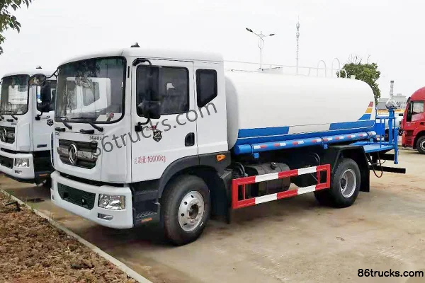 Dongfeng Duolika D9 160 hp 4X2(6 wheels) Water Sprinkler Truck (Chusheng Brand) Exterior (2) | 86Trucks