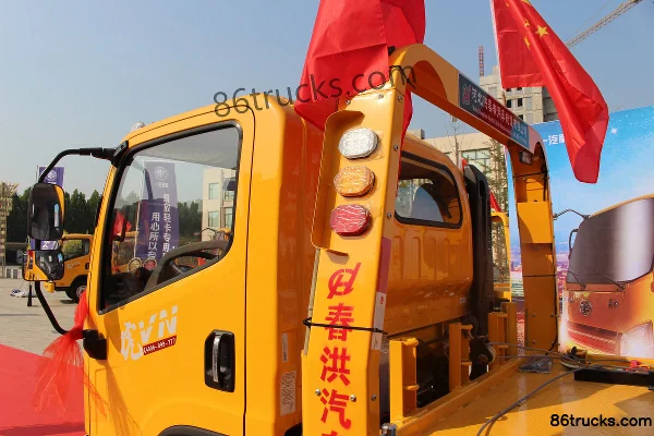 FAW Jiefang Hu VN 130 ch 4X2(6 roues) dépanneuse (marque Chunhong) Carrosserie (2) | 86Trucks