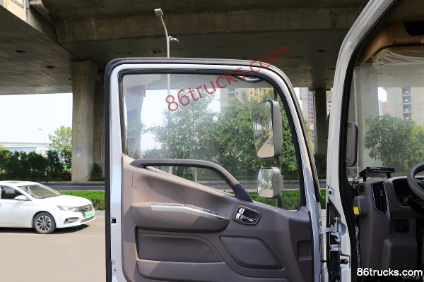 Foton Aumark S3 série 141 ch 4X2(6 roues) camion frigorifique (marque CIMC) Cabine (2) | 86Trucks