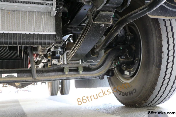 Foton Aumark S3 série 141 ch 4X2(6 roues) camion frigorifique (marque CIMC) Châssis (3) | 86Trucks