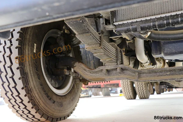 FAW Jiefang Hu VH 160 hp 4X2(6 wheels) 3.82m Crew Cab Stake Light Truck (WLY) Chassis (1) | 86Trucks