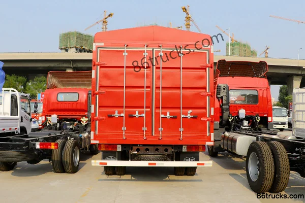FAW Jiefang Hu VH 160 hp 4X2(6 wheels) 3.82m Crew Cab Stake Light Truck (WLY) Body (1) | 86Trucks