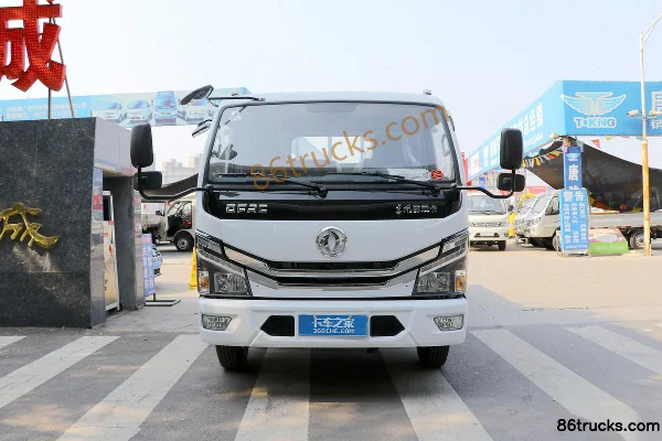 Dongfeng Duolika D6-M Power Edition 115 hp 4X2(6 wheels) 3.8m Crew Cab Flatbed Light Truck Exterior (2) | 86Trucks