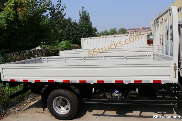 JAC Kangling J3 130 hp 4X2(6 wheels) 3.85m semi-row flatbed light truck (China VI) Body (1) | 86Trucks