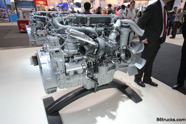 Scania DC9 30 230 Euro V Engine Exterior (2) | 86Trucks