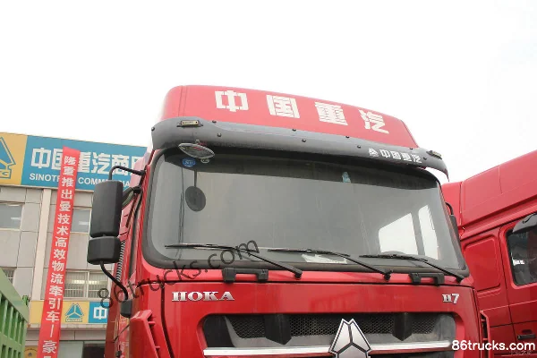 Sinotruk HOKA H7 Series Heavy Truck 336hp 4X2(6 wheels) Tractor Truck (ZZ4183) Exterior (2) | 86Trucks