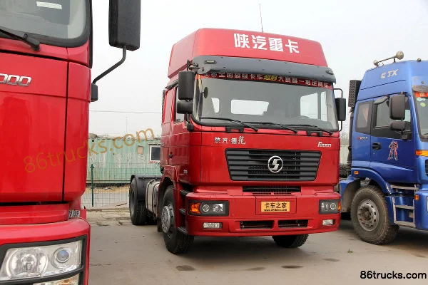 SHACMAN Delong F2000 Heavy Truck 336 hp 4X2(6 wheels) Tractor Truck (High Roof Cab) Exterior (3) | 86Trucks