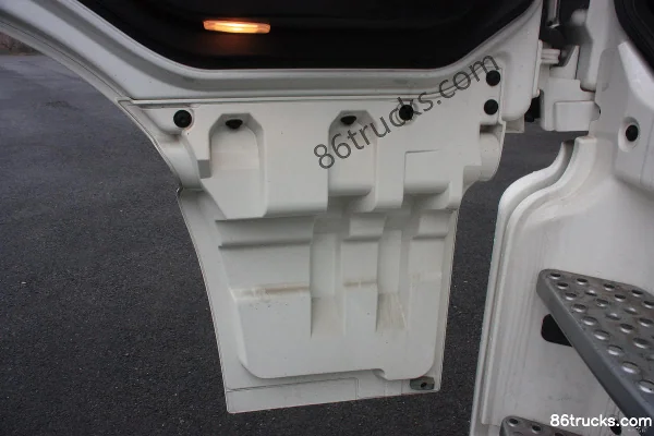 MAN(MAN) TGS série tracteur routier 400 ch 4X2(6 roues) (modèle : 18.400) Cabine (3) | 86Trucks