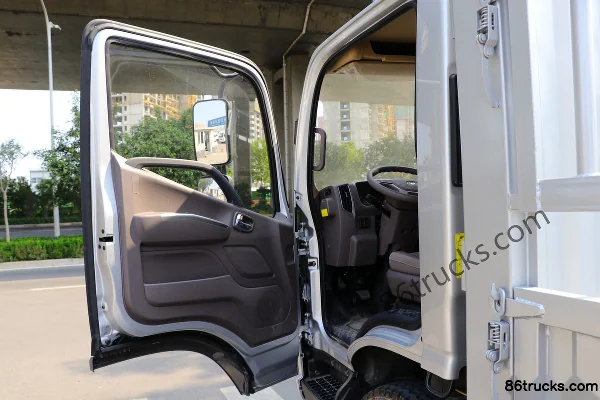 Foton Aumark S3 Series Express Delivery Version 156 hp 4X2(6 wheels) 4.17m Single Row Grain Van Light Truck Cab (1) | 86Trucks