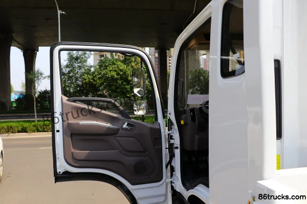 Foton Aumark S3 Série 110 ch 4X2(6 roues) Camion léger à plateau avec ridelles 3,83 m Cabine (1) | 86Trucks