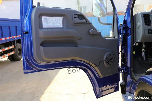 Foton Shidai Jingang 3 95 ch 4X2(6 roues) camion benne 3 m Cabine (3) | 86Trucks
