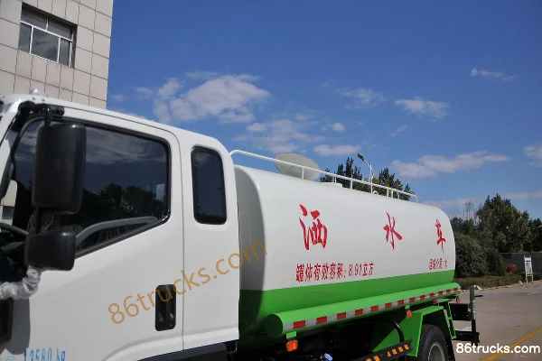 Kama Kaijie M6 129hp 4X2(6 wheels) Water Sprinkler Truck (short wheelbase) Body (1) | 86Trucks