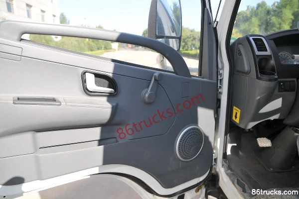Kama K6 Fulaika 103 ch 4X2(6 roues) Camion à benne amovible pour ordures Cabine (1) | 86Trucks
