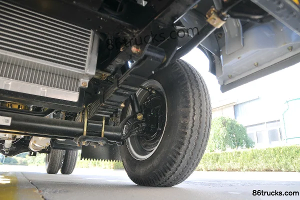 Kama K6 Fulai Ka 102hp 4X2(6 wheels) Self-loading Garbage Truck Chassis (3) | 86Trucks
