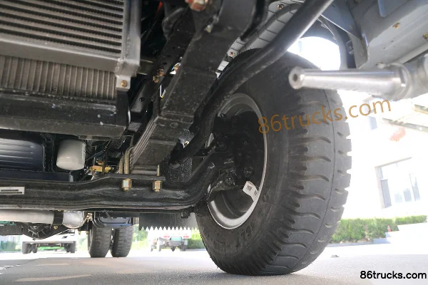 Kama K8 Fuyunlai 110 hp 4X2(6 wheels) Water Sprinkler Truck Chassis (3) | 86Trucks