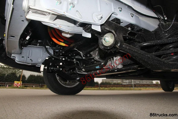 JMC Teshun EV version transport commercial 5,7 m fourgon fermé électrique à empattement long (toit mi-haut) 80,4 kWh Châssis (3) | 86Trucks