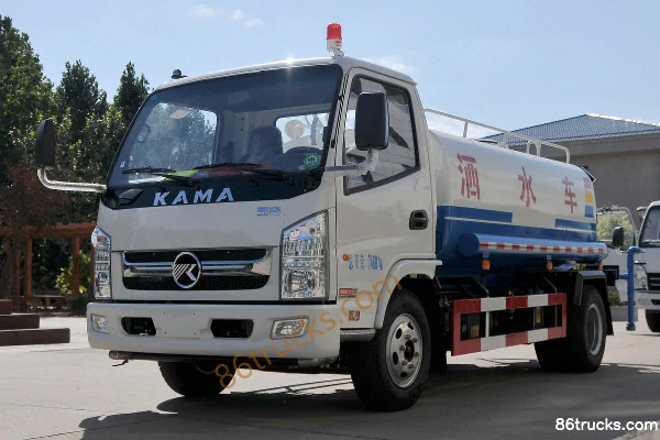 Kama K8 Fuyunlai 110 hp 4X2(6 wheels) Water Sprinkler Truck Exterior (3) | 86Trucks