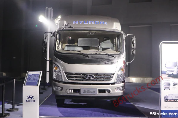 Hyundai Commercial Vehicle Hongtu 500 154 hp 4X2(6 wheels) 3.835m semi-row flatbed light truck (Fast Gear 10-speed) Exterior (2) | 86Trucks