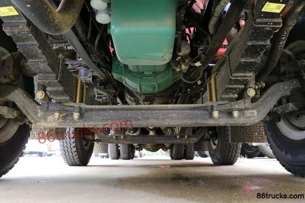 FAW Jiefang J6P Mountain Edition 350hp 8X4(12 wheels) Flatbed Truck (Shenhu Brand) Chassis (3) | 86Trucks