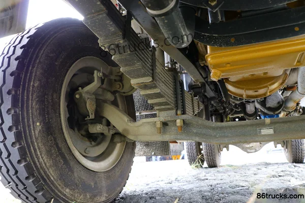 Dongfeng Liuqi New Chenglong M3 4.3L Diesel 220hp 4X2(6 wheels) Fast Gear 10-Speed 3.8m Cab-Forward Dump Truck Chassis (2) | 86Trucks