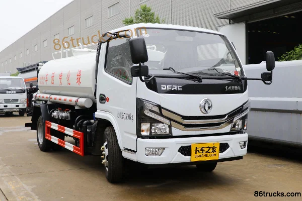 Dongfeng Dongfeng D6 Light Truck water sprinkler truck
