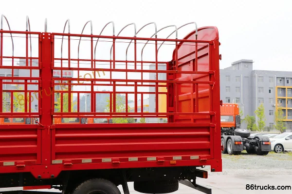 Dongfeng Commercial Vehicle Tianjin Medium Truck 160 hp 4X2(6 wheels) 6.75m Cage Cargo Truck Body (3) | 86Trucks
