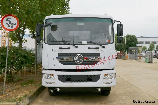 Dongfeng Duolika D9 210hp 4X2(6 wheels) green sprinkler truck (Shenhu brand) Exterior (2) | 86Trucks