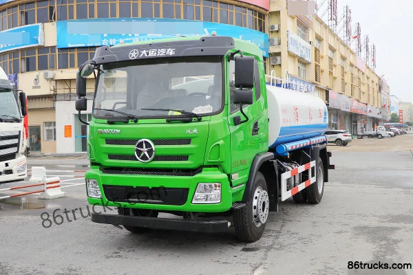 Dayun Dayun Fengdu Medium Truck water sprinkler truck