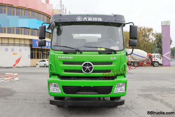 Dayun Fengdu 160 hp 4X2(6 wheels) Water Sprinkler Truck Exterior (2) | 86Trucks