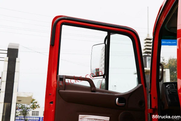 JAC Gallop K5L 220 hp 4X2(6 wheels) Flatbed Truck (Dali brand) Cab (2) | 86Trucks