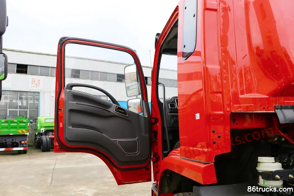Dongfeng Tuoxing D1 160 hp 6X2(8 wheels) 4.2m Dump Truck Cab (1) | 86Trucks