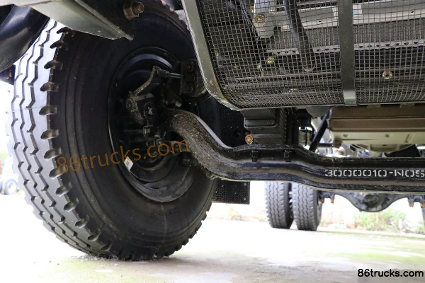 Dongfeng Tuoxing D1 160 hp 6X2(8 wheels) 4.2m Dump Truck Chassis (2) | 86Trucks